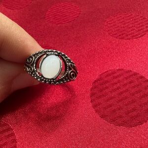 Elegant Silver and White Women's Ring